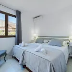 Apartment La Bugambilia